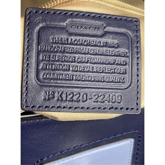 Coach Legacy Willis in Blue Colorblock Turnlock Purse - Picture 4 of 6